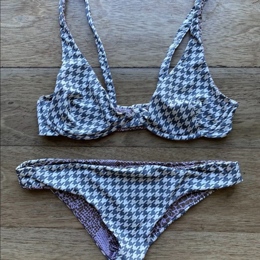 Rare Acacia medium set no flaws